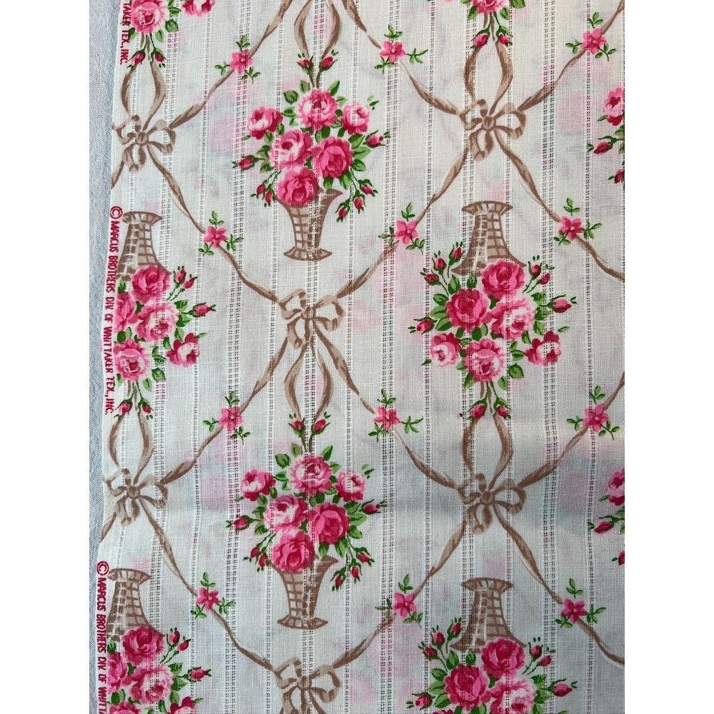 Fabric -VTG Marcus Brothers Ribbon Trellis Floral on Dobby Ladder Weave Base BTY